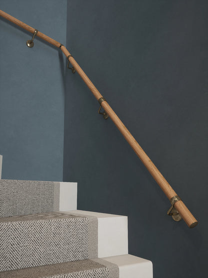 Stoneleigh Red Oak Double Winder Handrail