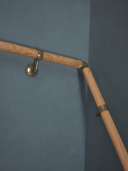 Stoneleigh Red Oak Double Winder Handrail