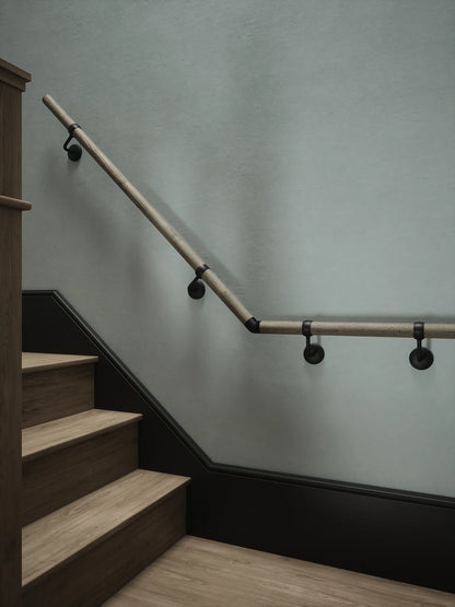 Wappenbury Grey Quarter Landing Handrail with Kineton Matt Black brackets