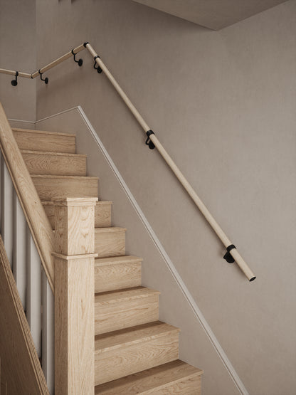 Ryton Teak Quarter Landing Handrail with Kineton Matt Black brackets