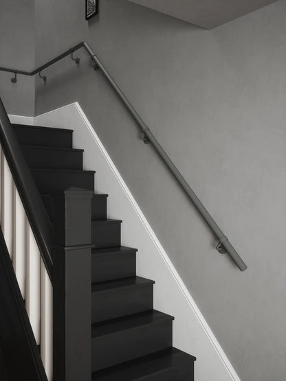 Luddington Textured Grey Quarter Landing Handrail