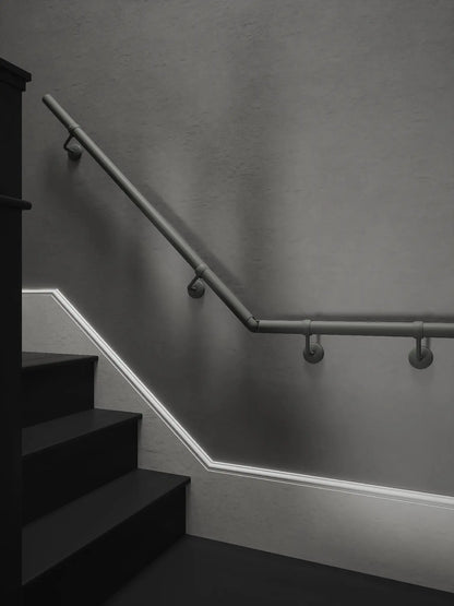 Luddington Textured Grey Quarter Landing Handrail