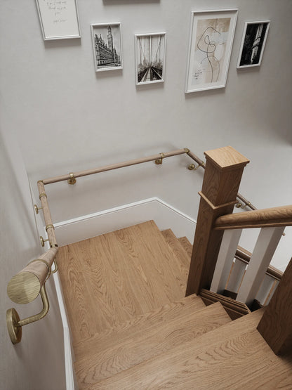 Oversley Walnut Quarter Landing Handrail with Loxley Antique Brass brackets