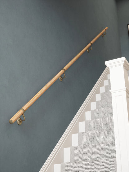 Stoneleigh Red Oak Straight Flight Handrail